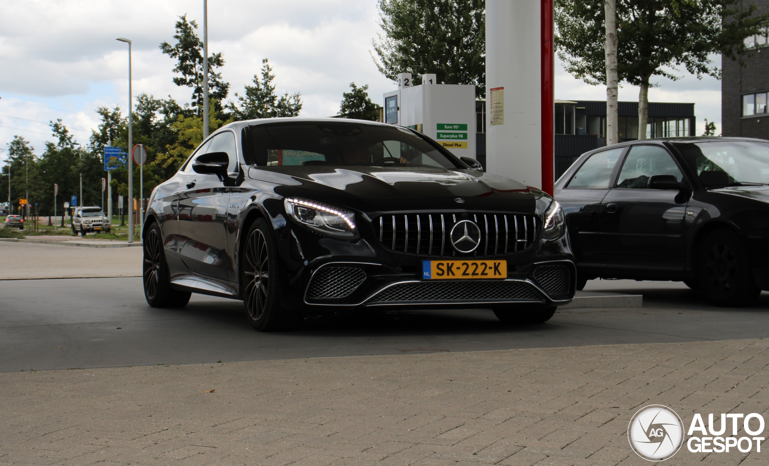 Mercedes-AMG S 63 Coupé C217