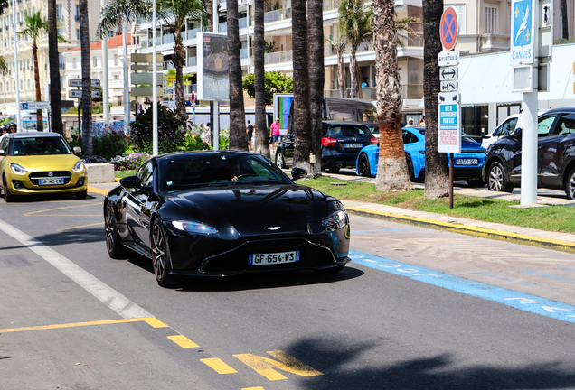 Aston Martin V8 Vantage 2018