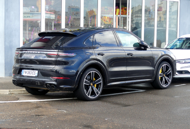 Porsche Cayenne Coupé Turbo S E-Hybrid