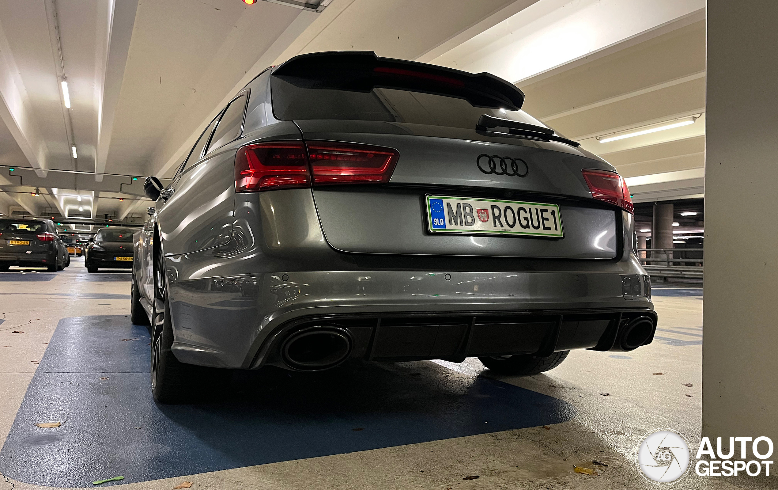 Audi RS6 Avant C7 2015