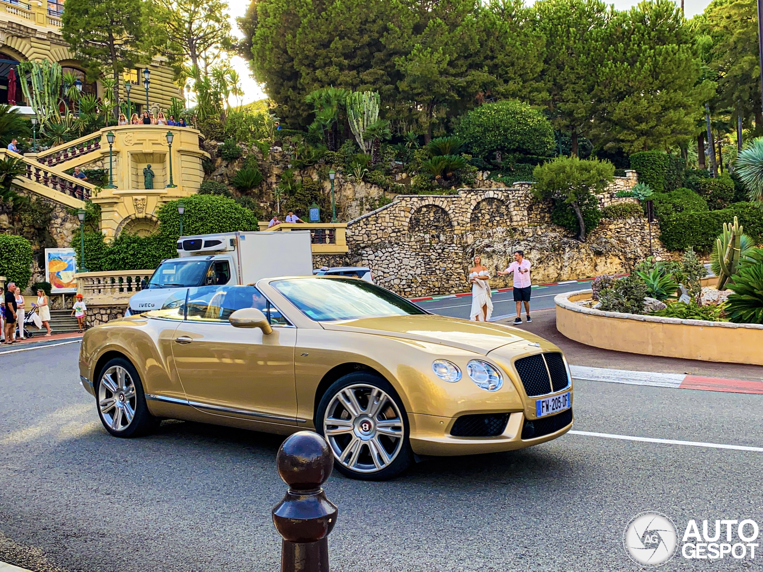 Bentley Continental GTC V8