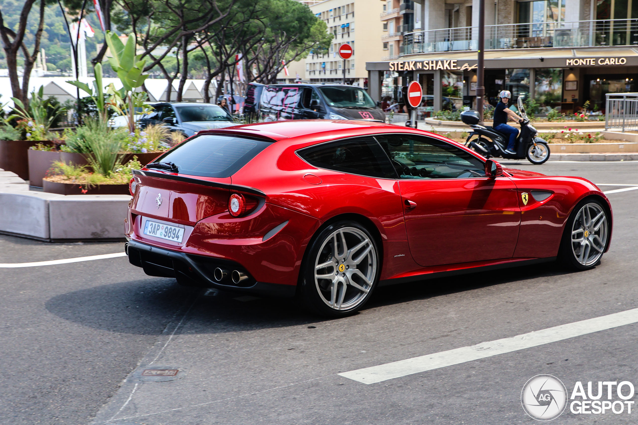 Ferrari FF