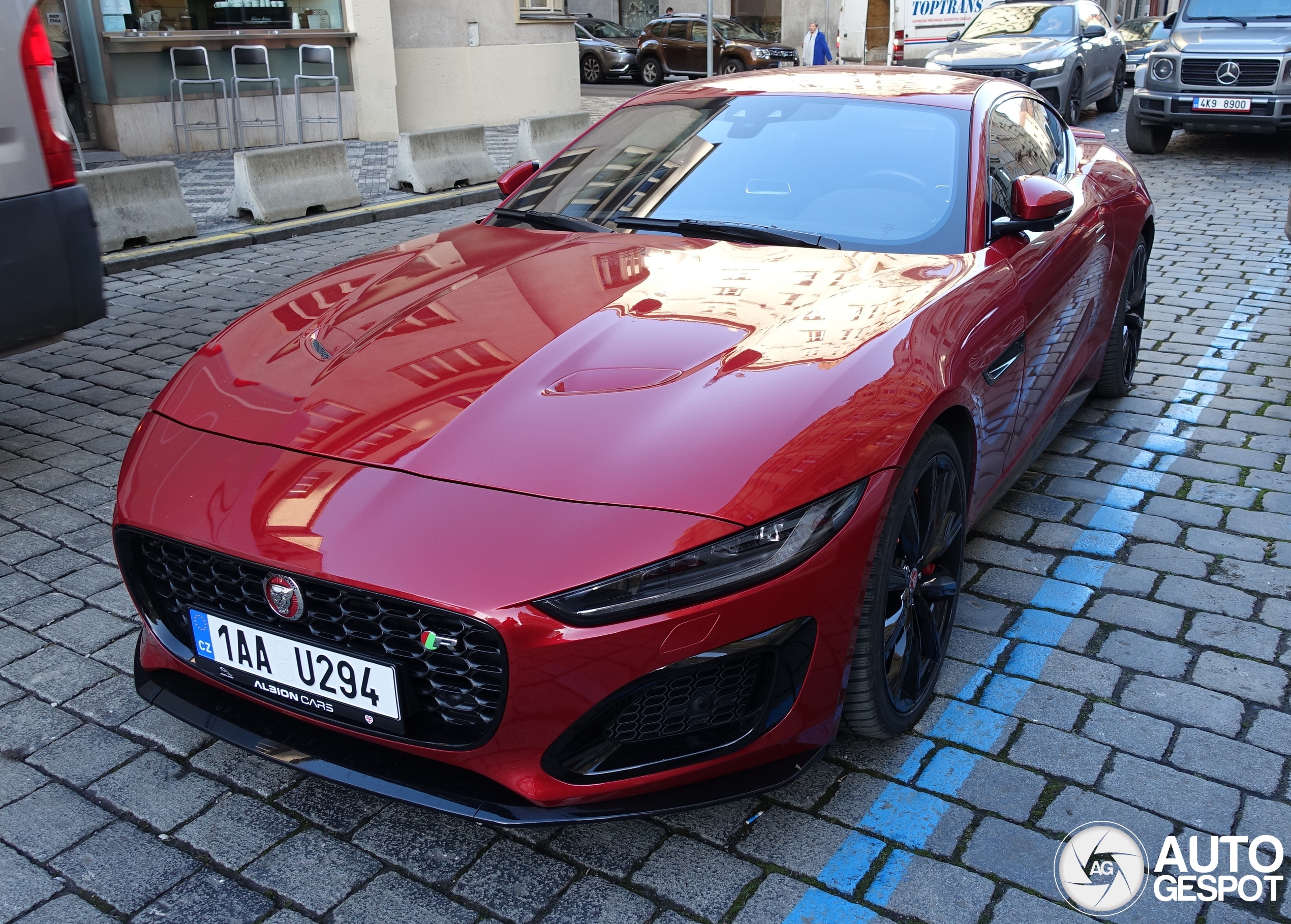 Jaguar F-TYPE R Coupé 2020