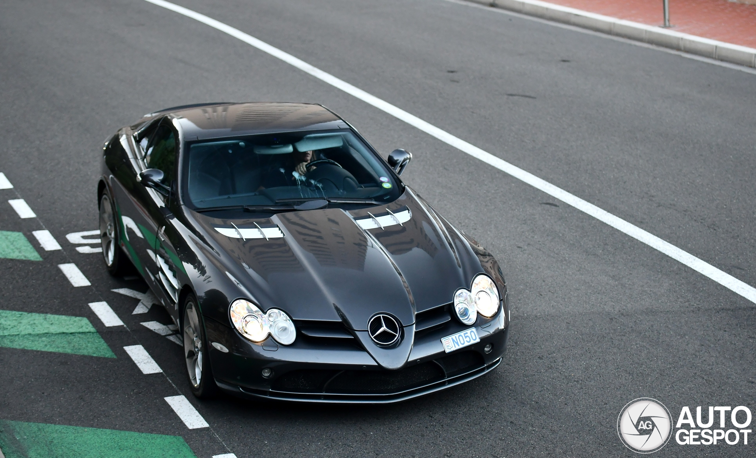 Mercedes-Benz SLR McLaren