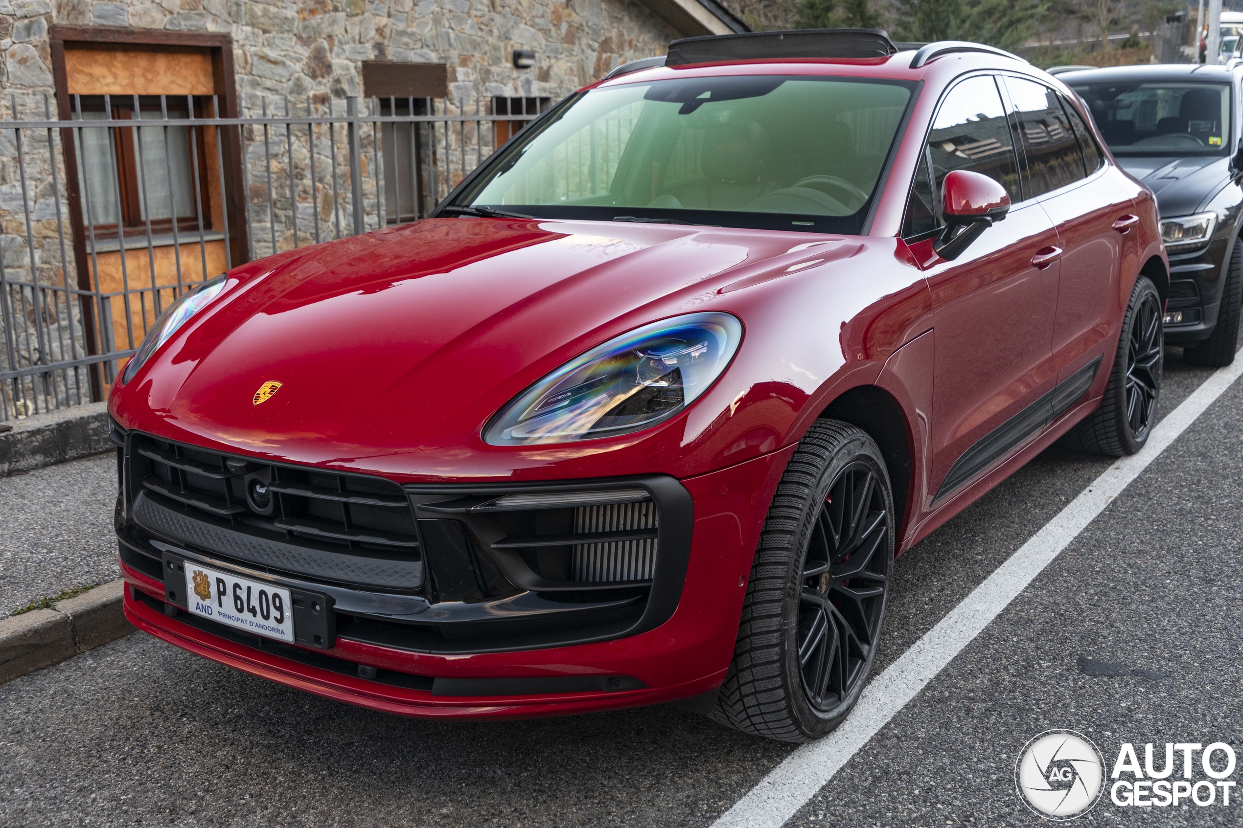 Porsche 95B Macan GTS MkIII