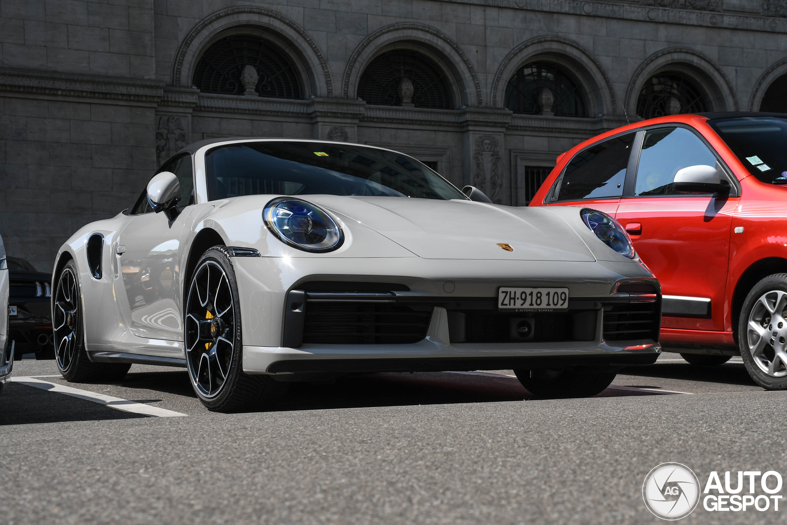 Porsche 992 Turbo S Cabriolet