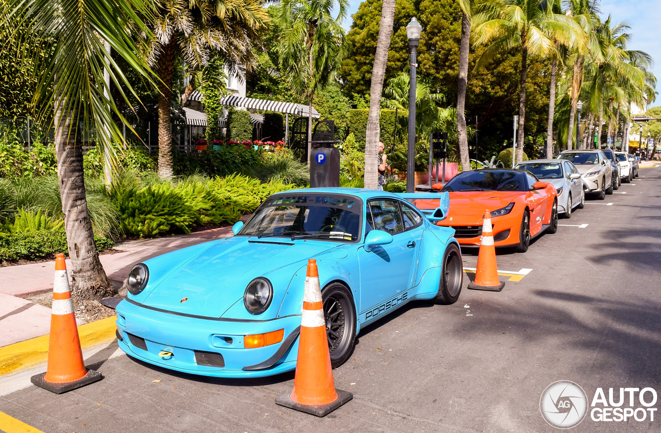 Porsche 964 Turbo Rauh-Welt Begriff - 12 December 2023 - Autogespot