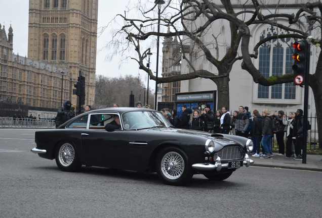 Aston Martin DB4 Series IV