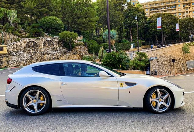 Ferrari FF