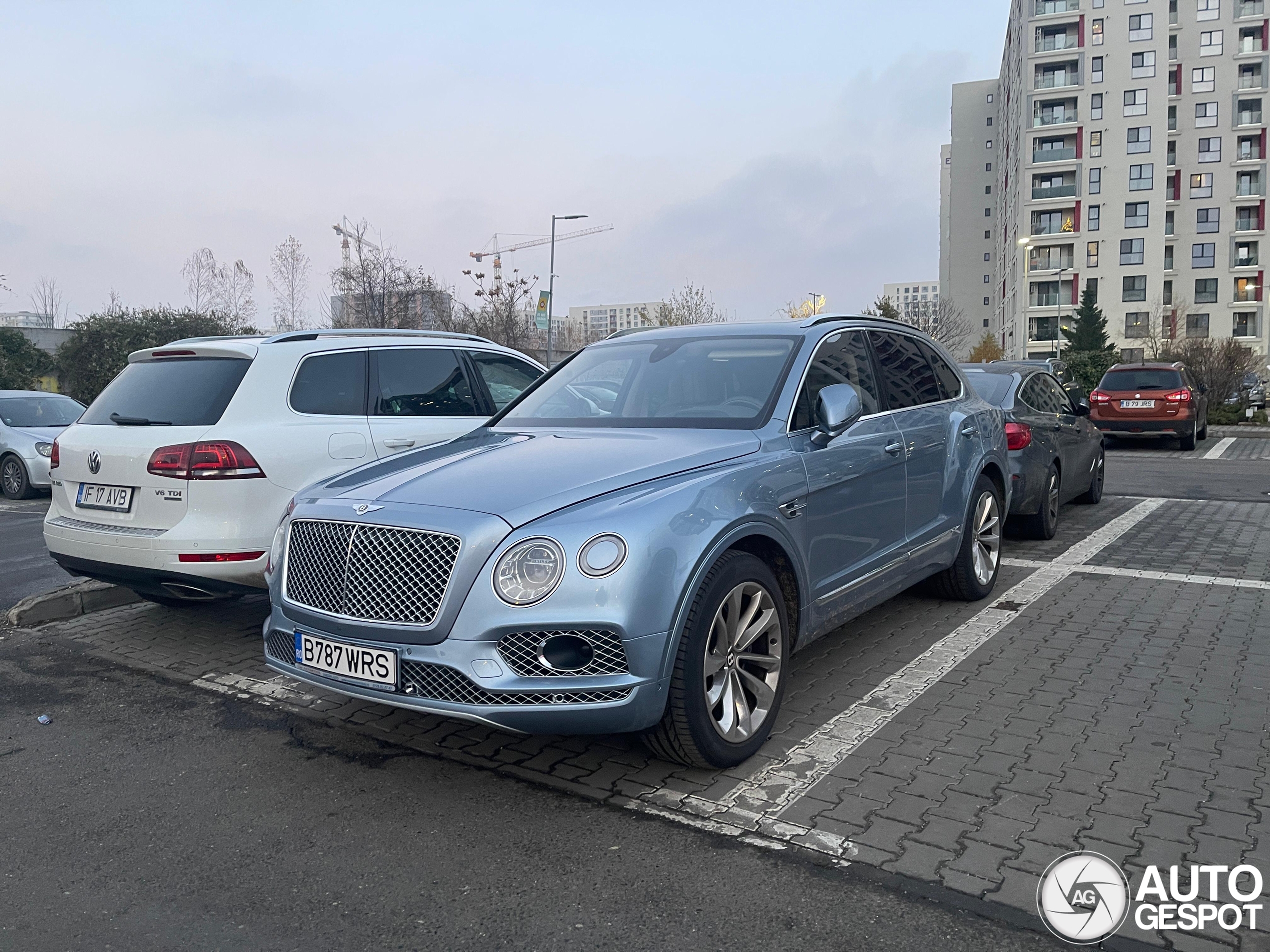 Bentley Bentayga V8