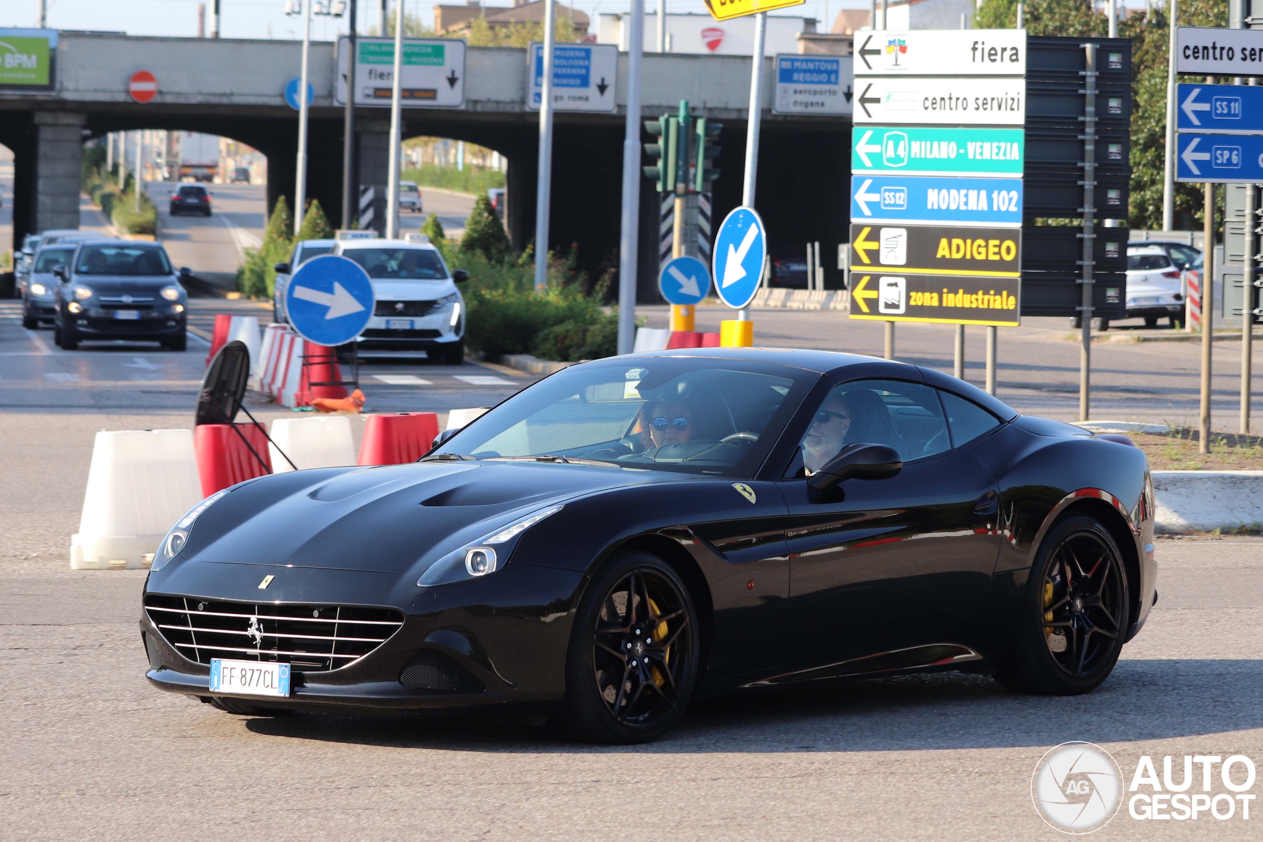 Ferrari California T