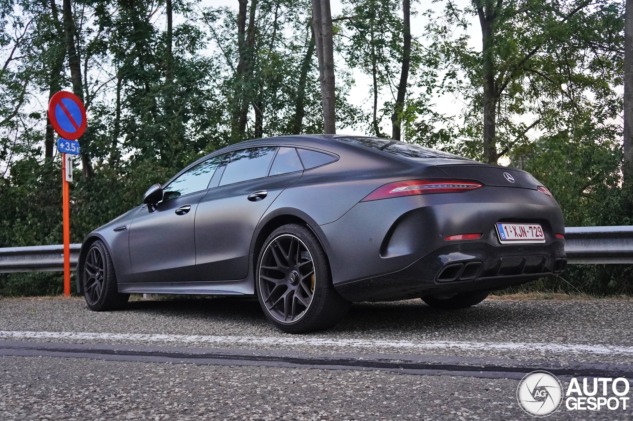 Mercedes-AMG GT 63 S X290