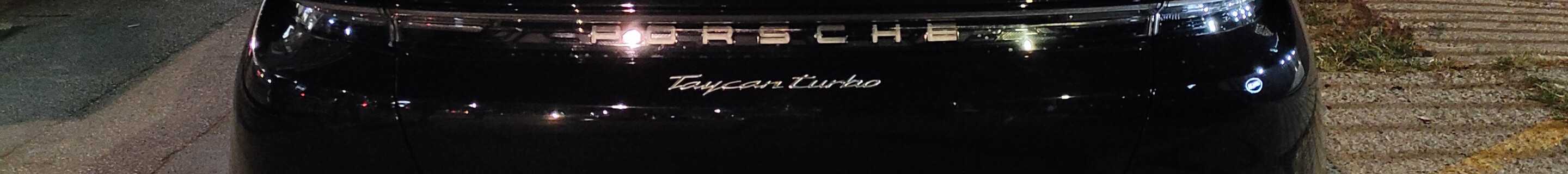 Porsche Taycan Turbo