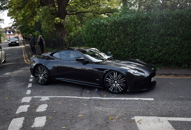 Aston Martin DBS Superleggera