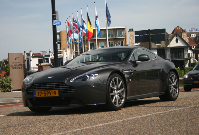 Aston Martin V8 Vantage S