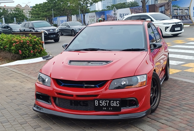 Mitsubishi Lancer Evolution IX GSR