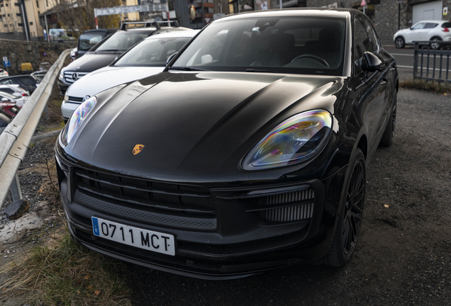 Porsche 95B Macan GTS MkIII