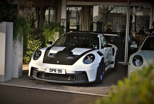 Porsche 992 GT3 RS Weissach Package