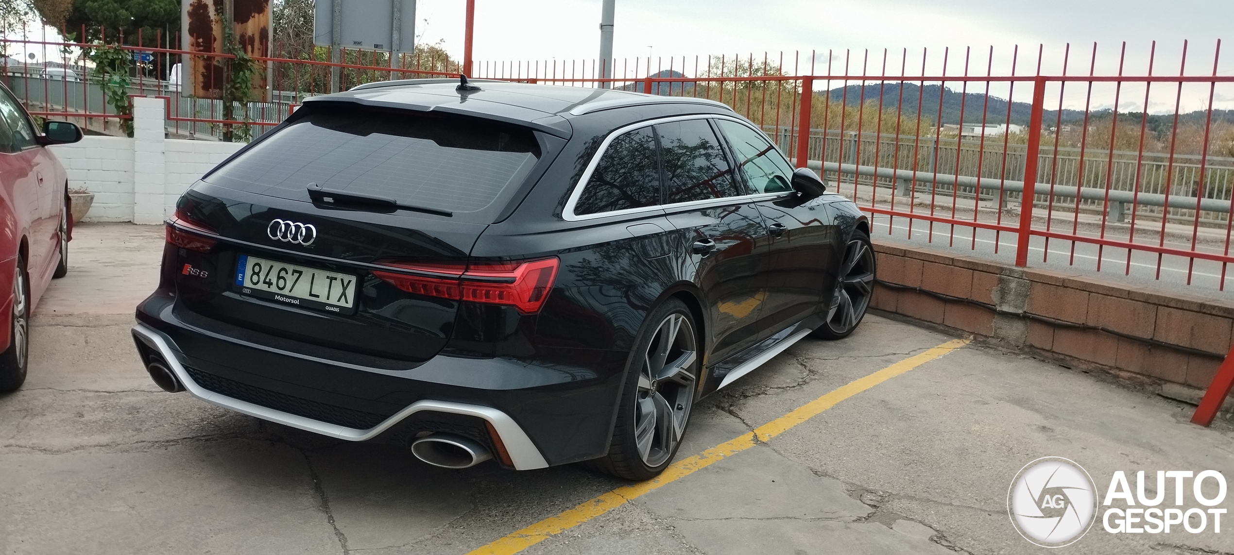 Audi RS6 Avant C8