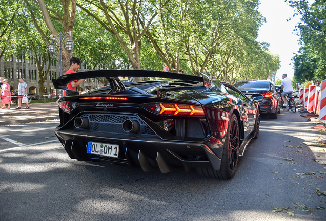 Lamborghini Aventador LP770-4 SVJ