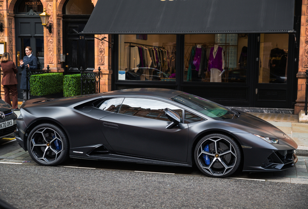 Lamborghini Huracán LP640-4 EVO