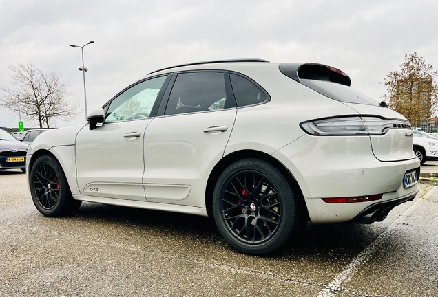 Porsche 95B Macan GTS MkII