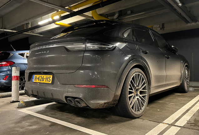 Porsche Cayenne Coupé Turbo S E-Hybrid