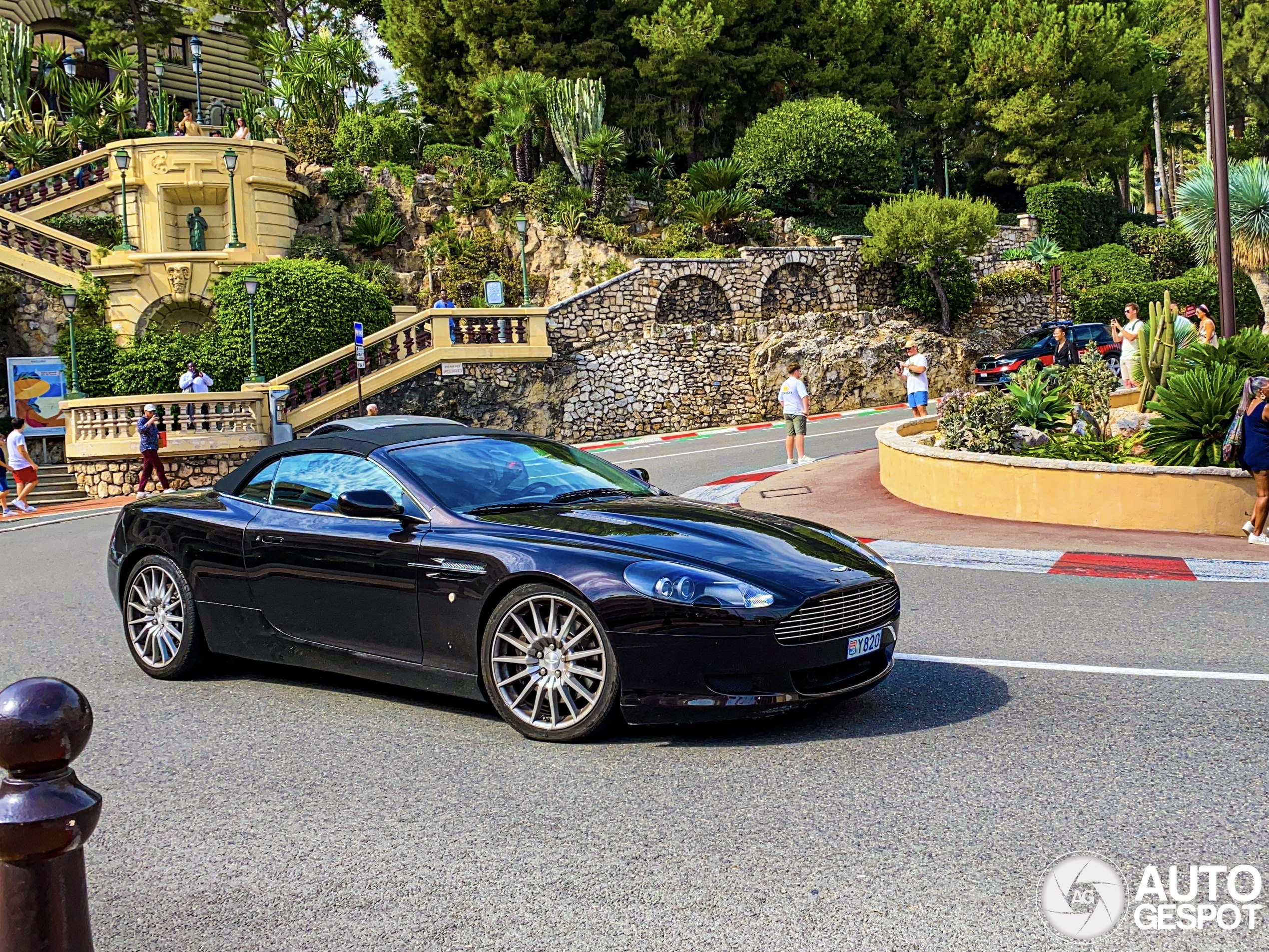 Aston Martin DB9 Volante