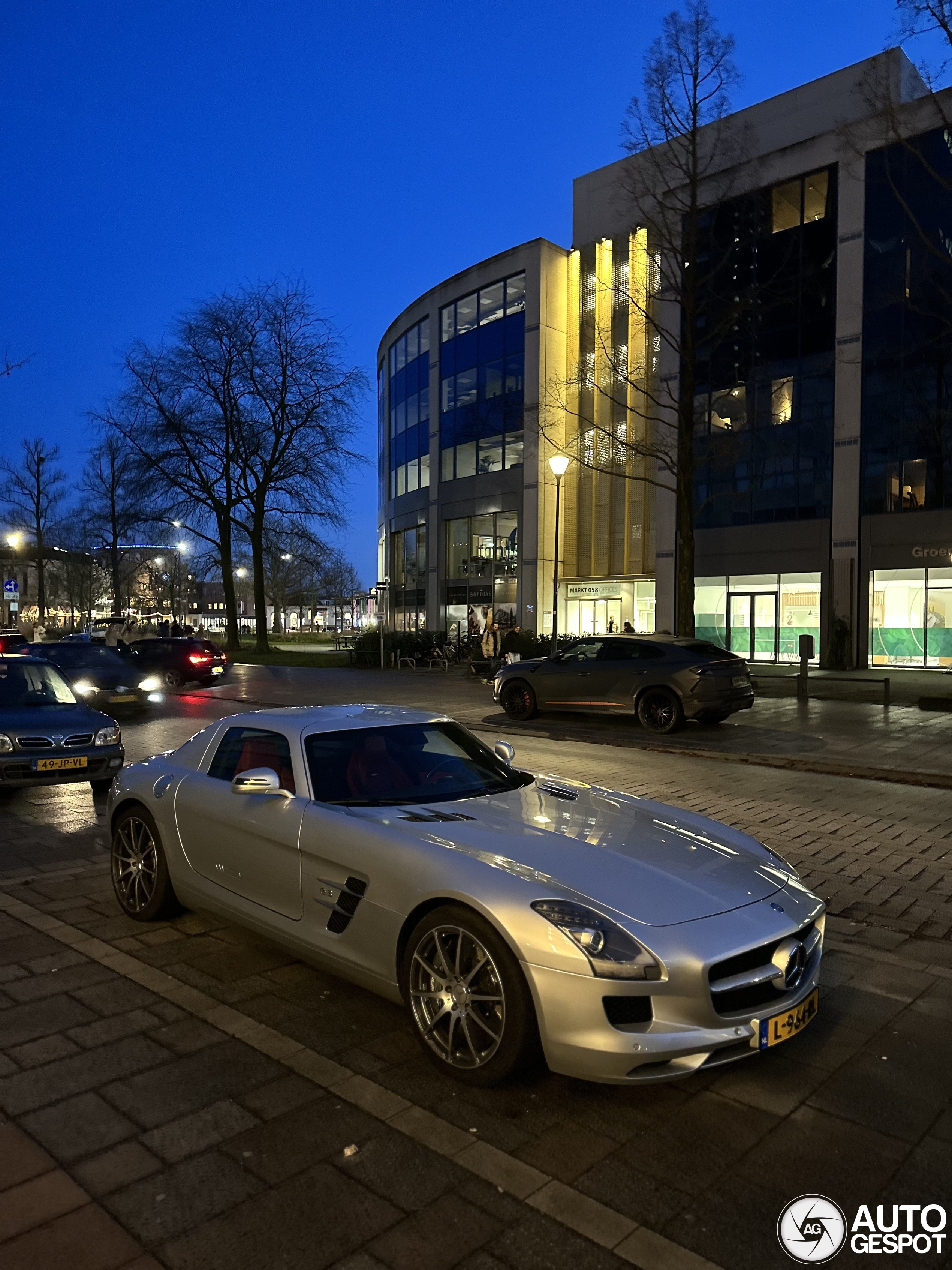 Mercedes-Benz SLS AMG