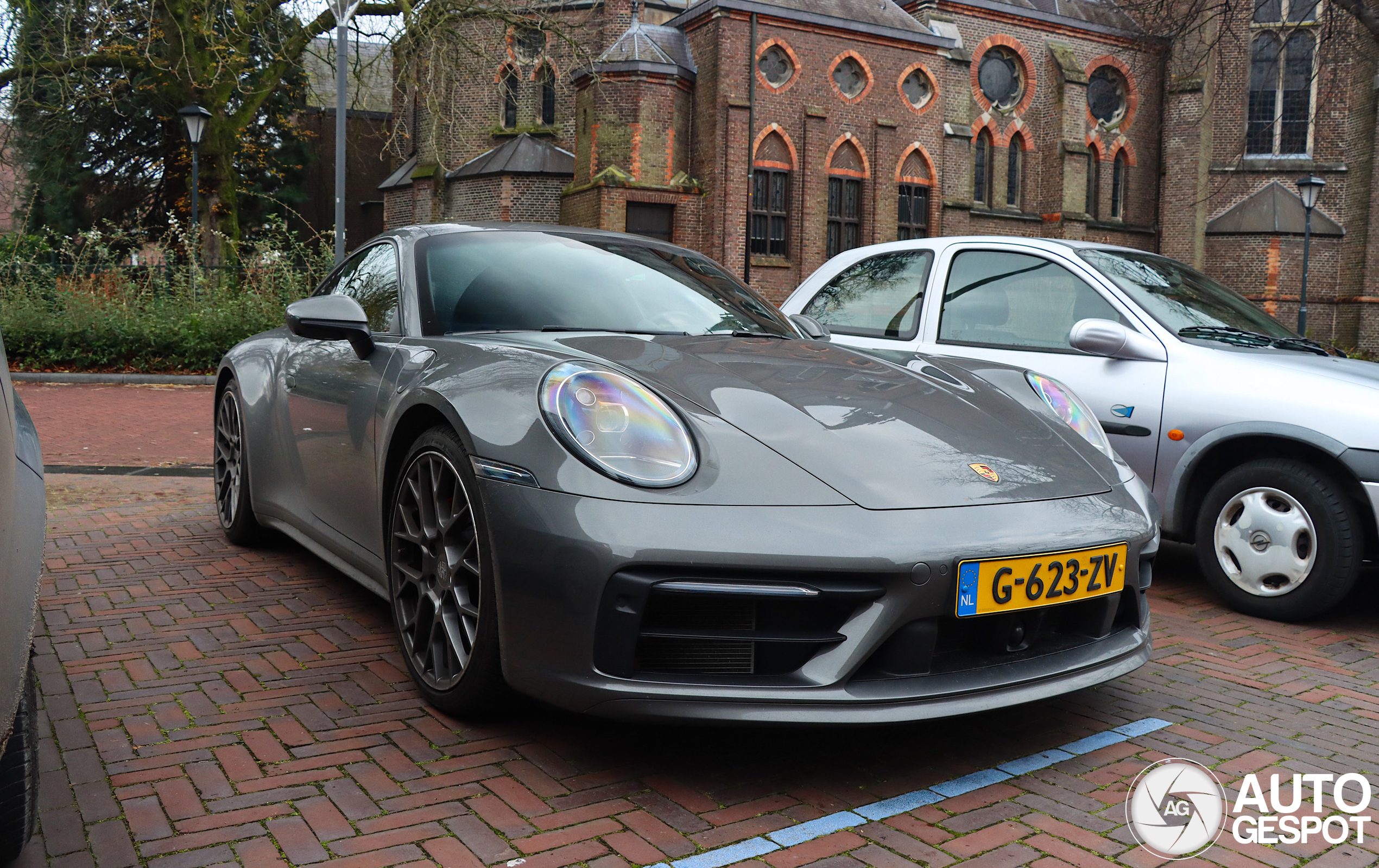 Porsche 992 Carrera 4S