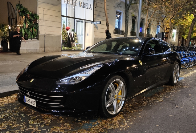 Ferrari GTC4Lusso