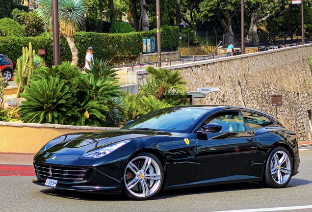 Ferrari GTC4Lusso