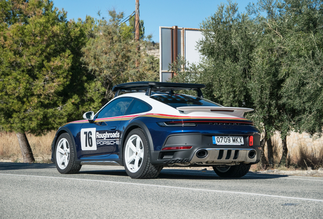 Porsche 992 Dakar