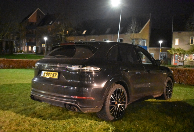 Porsche Cayenne Turbo S E-Hybrid