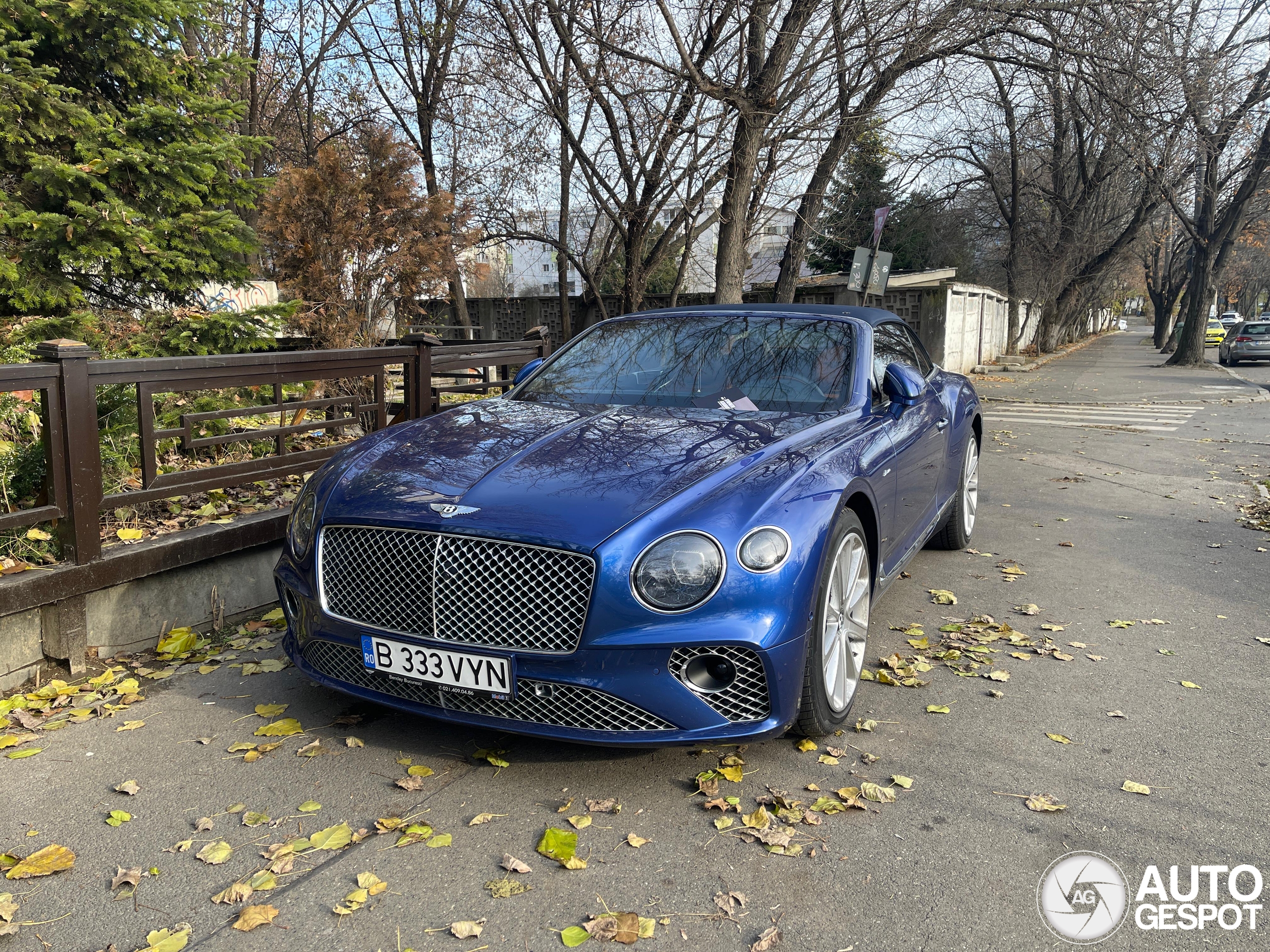 Bentley Continental GTC V8 Azure