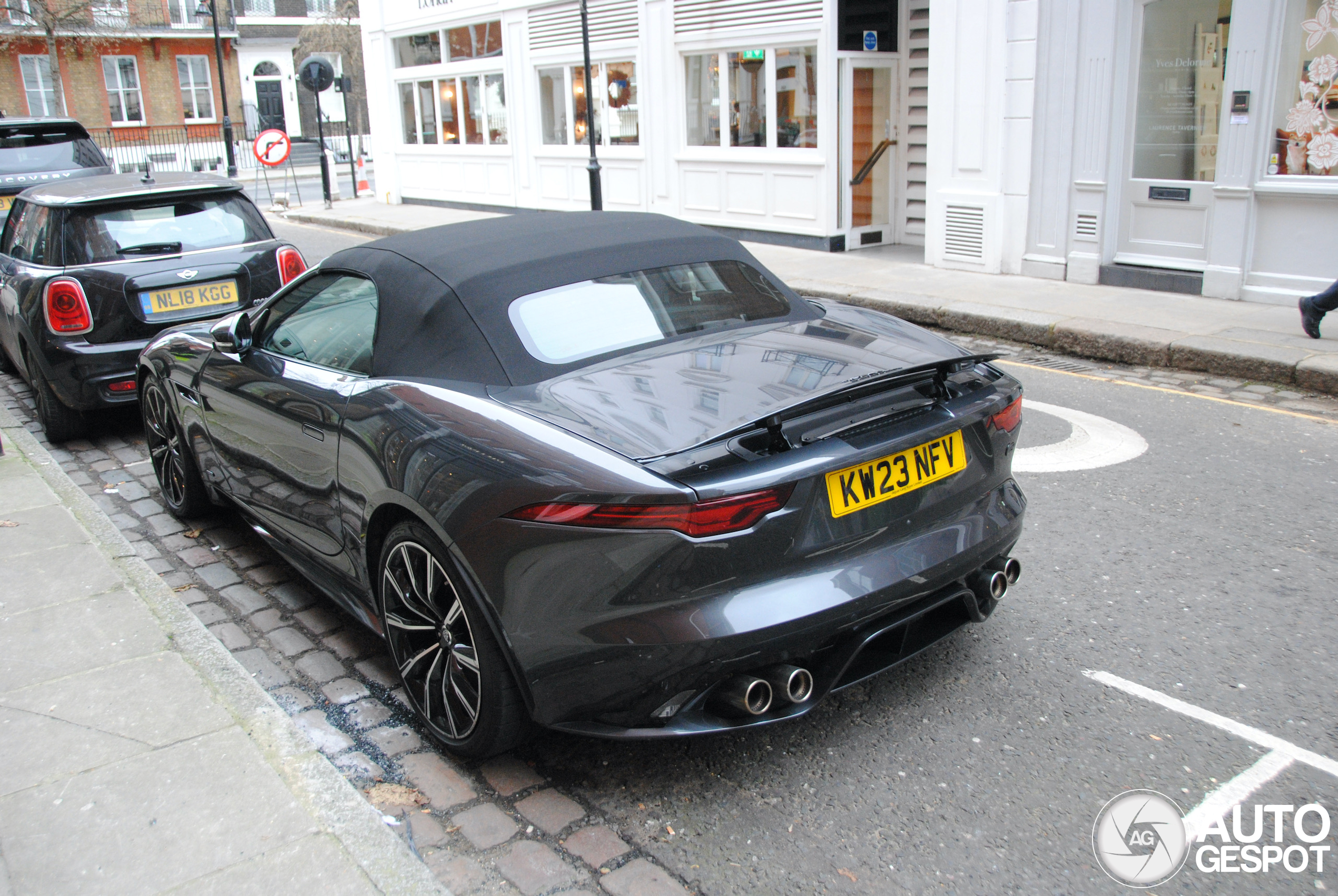 Jaguar F-TYPE P450 75 Convertible