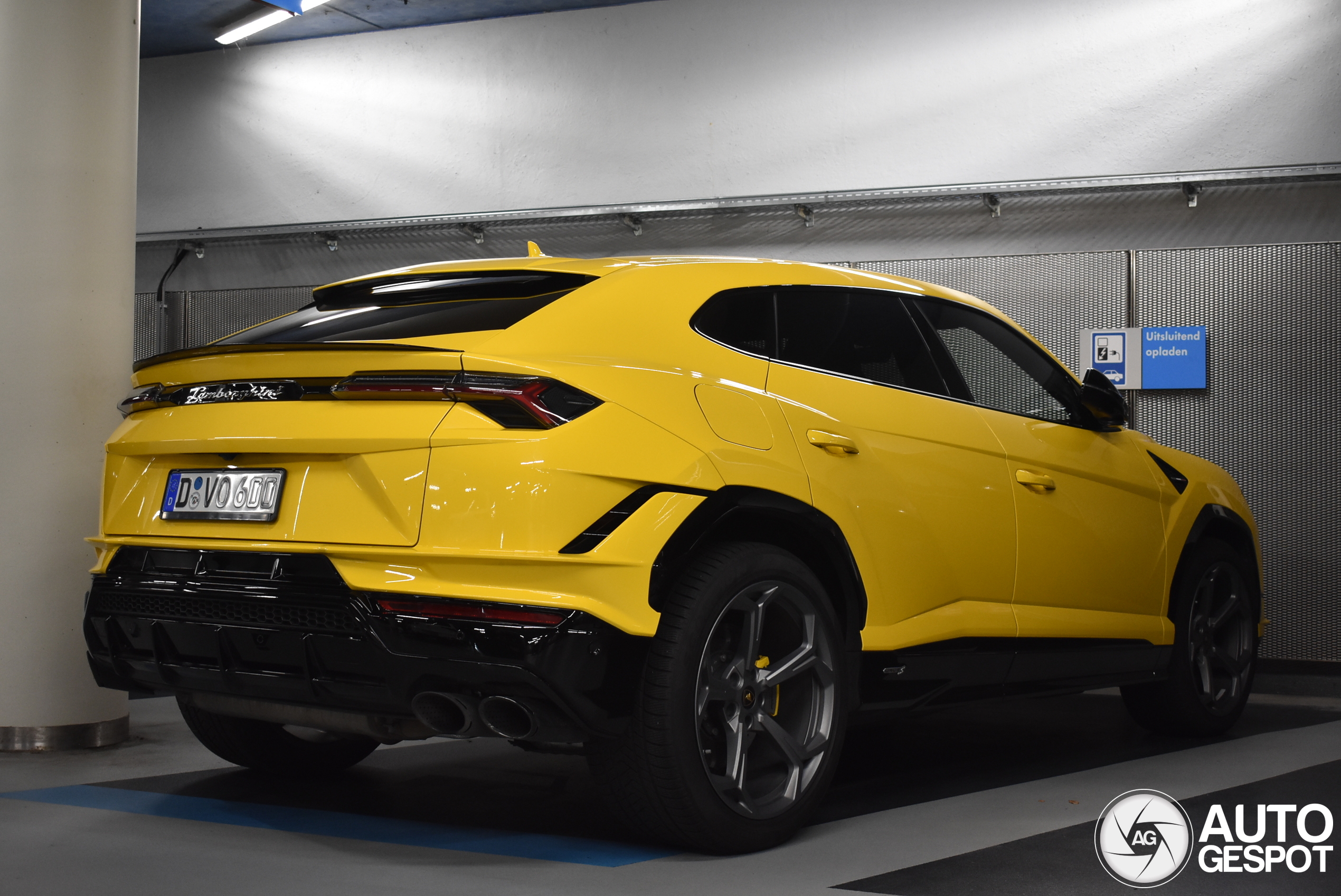 Lamborghini Urus S