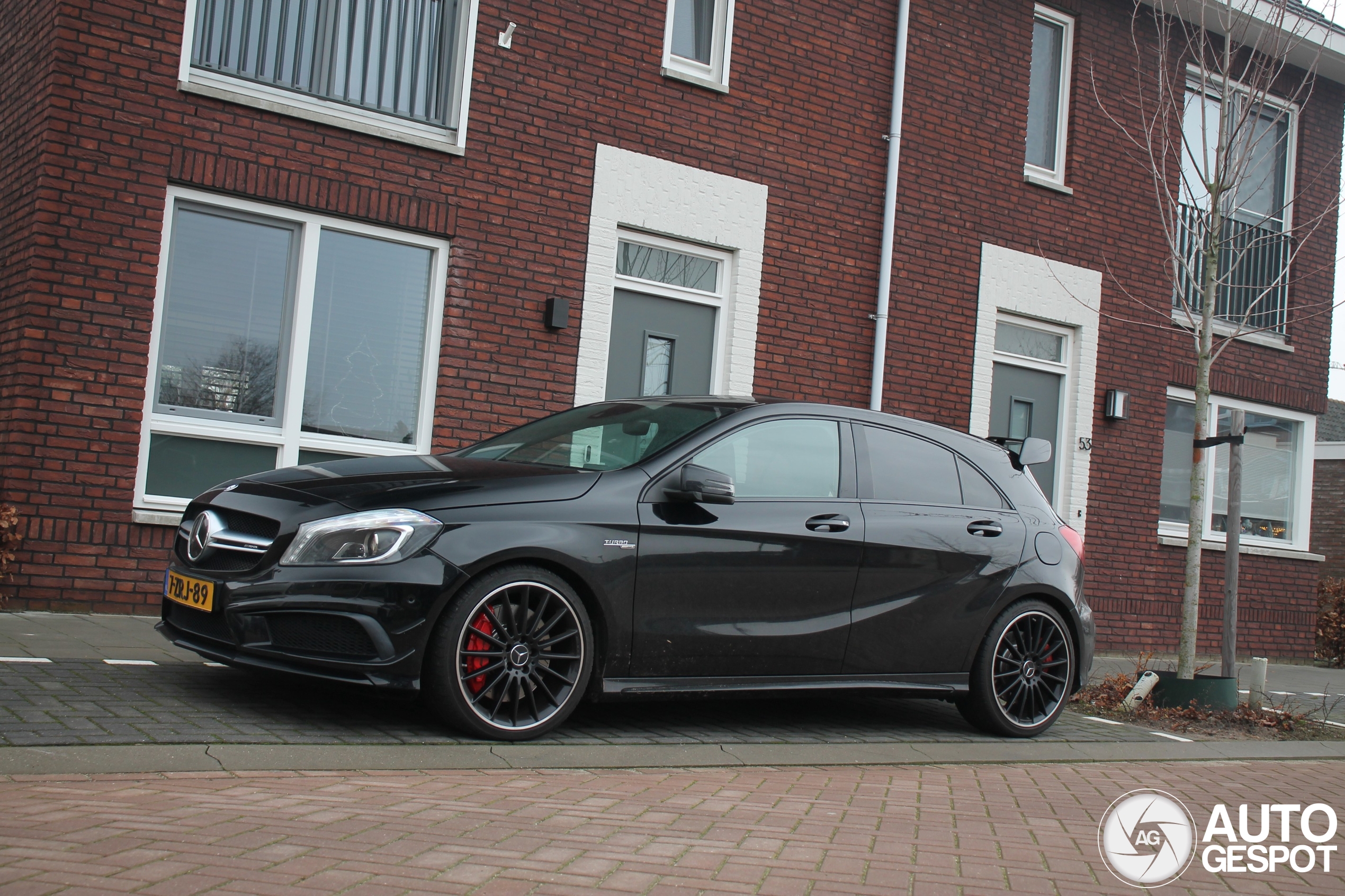 Mercedes-Benz A 45 AMG