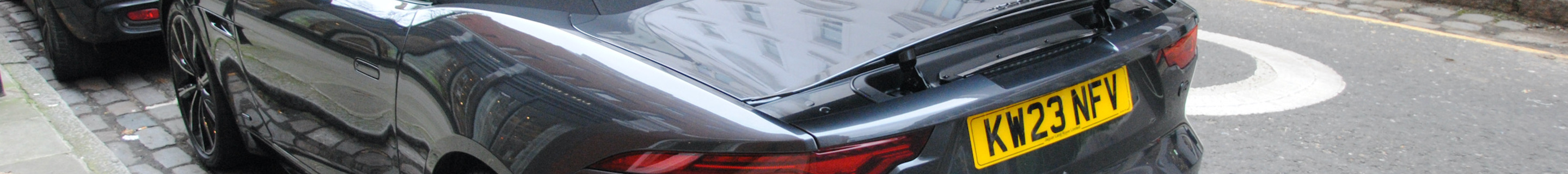 Jaguar F-TYPE P450 75 Convertible