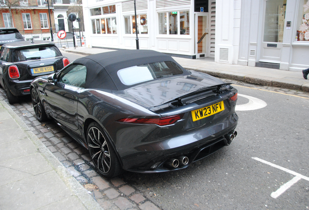 Jaguar F-TYPE P450 75 Convertible