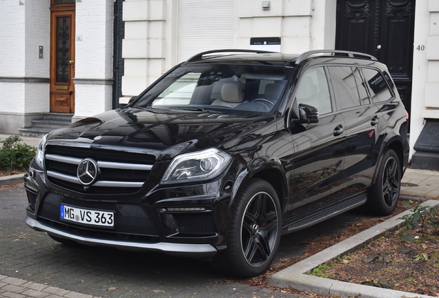 Mercedes-Benz GL 63 AMG X166