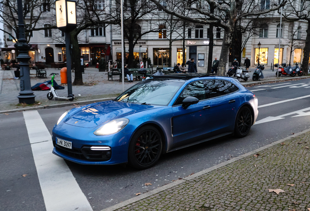 Porsche 971 Panamera GTS Sport Turismo