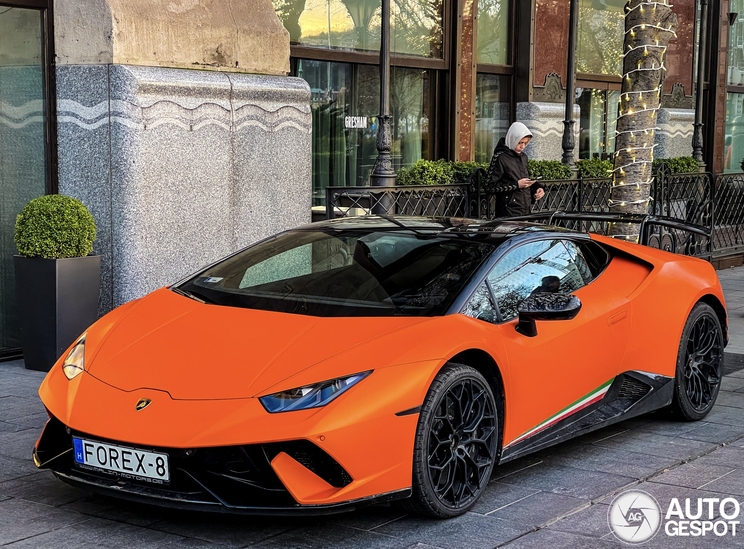 Lamborghini Huracán LP640-4 Performante