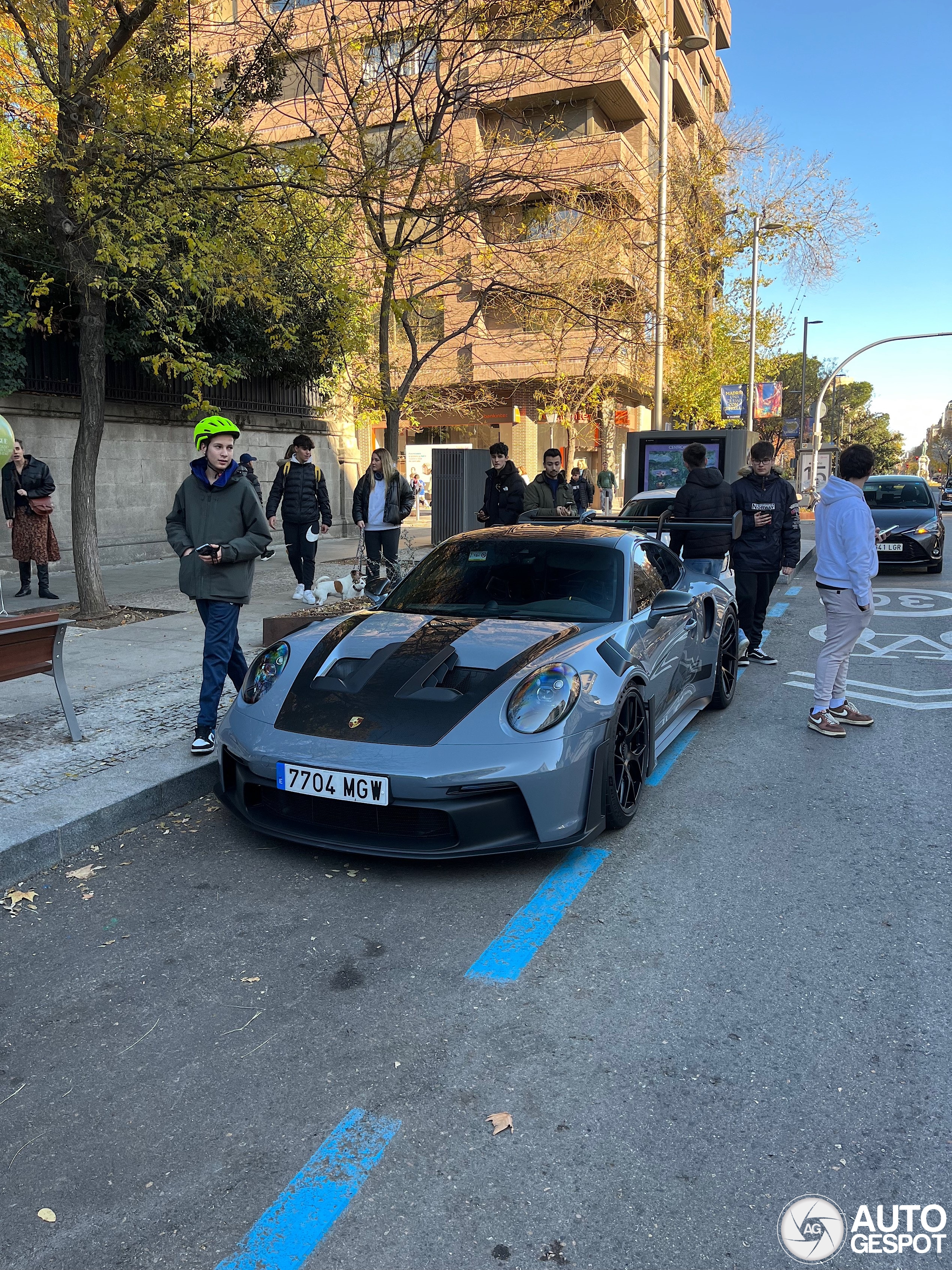 Porsche 992 GT3 RS Weissach Package