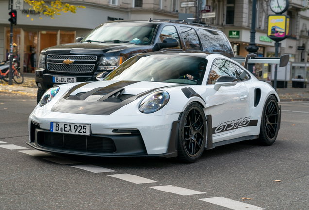 Porsche 992 GT3 RS Weissach Package