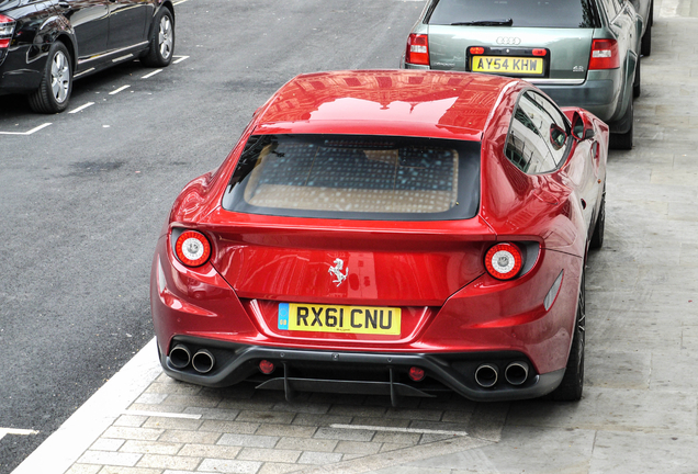 Ferrari FF