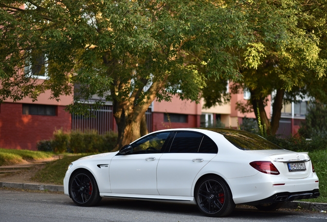 Mercedes-AMG E 63 S W213