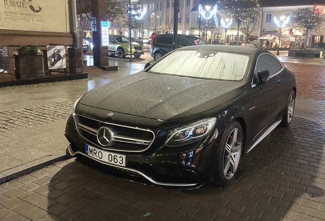 Mercedes-Benz S 63 AMG Coupé C217