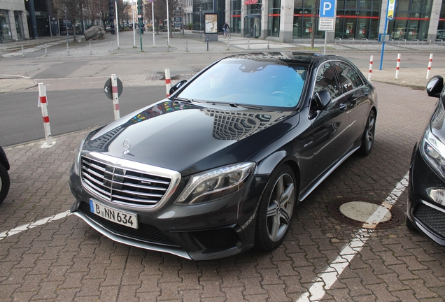 Mercedes-Benz S 63 AMG V222