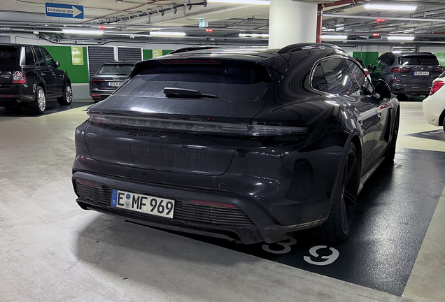 Porsche Taycan GTS Sport Turismo